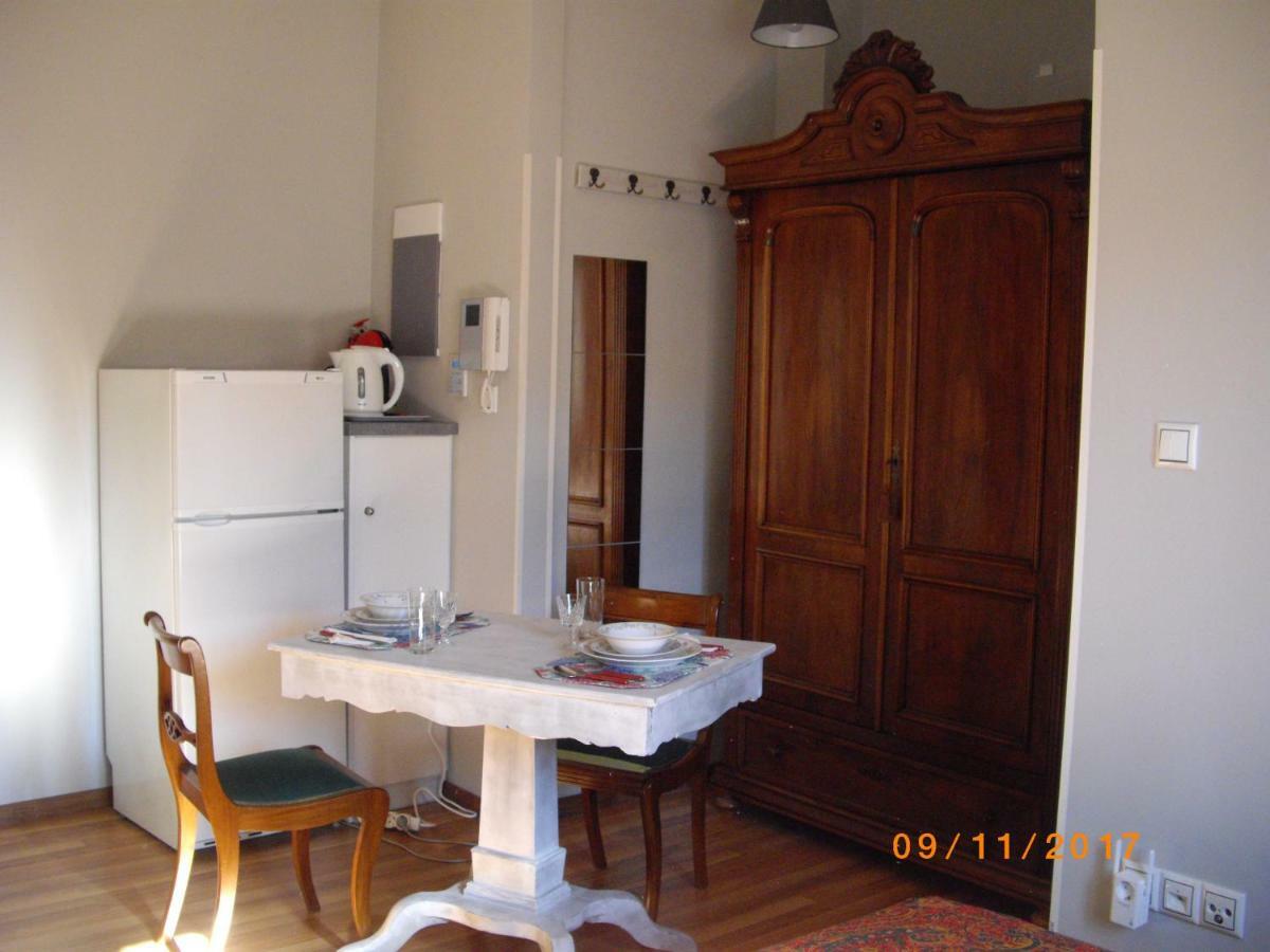The 25Sqm Sunny, Modern And Comfortable Athens Luaran gambar
