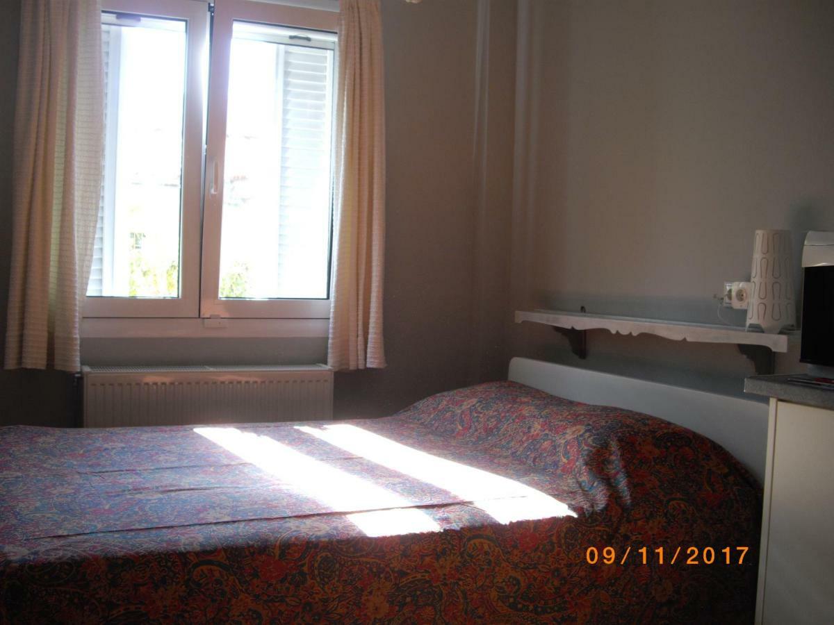 The 25Sqm Sunny, Modern And Comfortable Athens Luaran gambar
